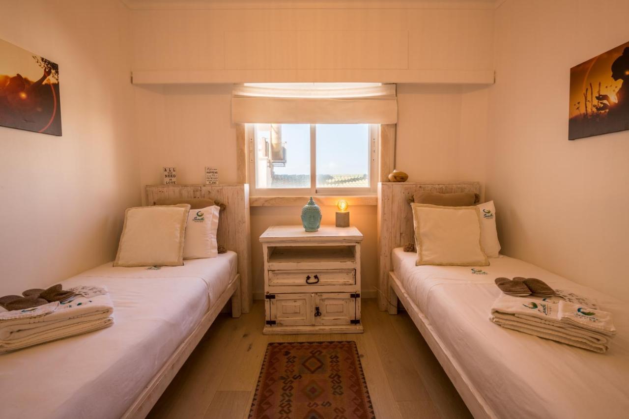 Sandhi House - Yoga & Wellness เอริเซรา ภายนอก รูปภาพ